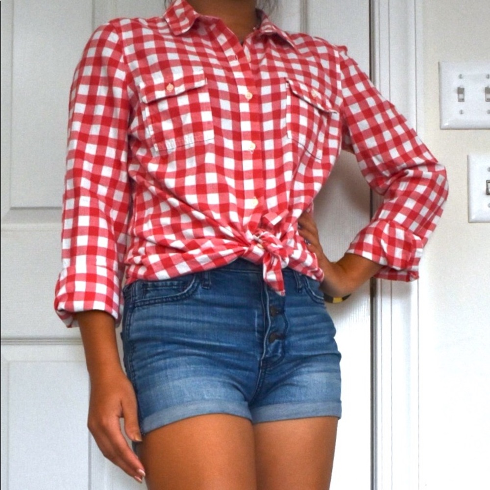 Old navy- cute red/white gingham shirt